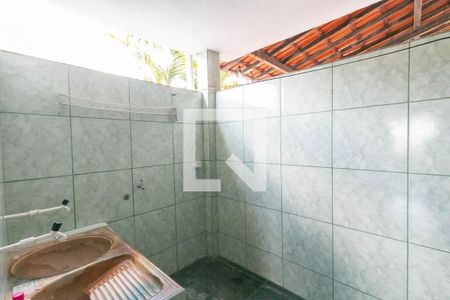 Casa à venda com 115m², 2 quartos e 1 vagaÁrea de Serviço