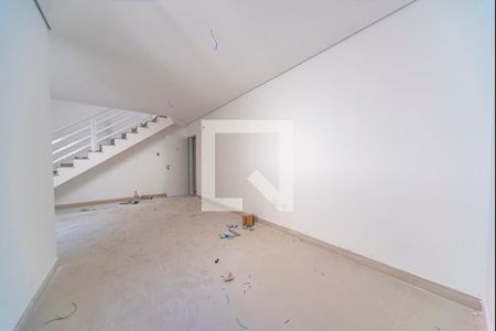 Sala de apartamento à venda com 2 quartos, 104m² em Vila Humaitá, Santo André