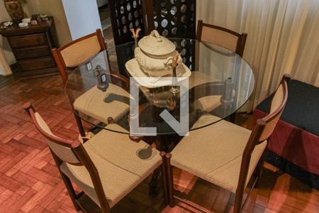 Sala de apartamento à venda com 3 quartos, 120m² em Copacabana, Rio de Janeiro