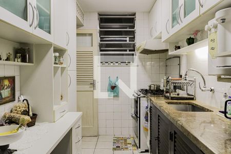 Apartamento à venda com 120m², 3 quartos e sem vagaCozinha
