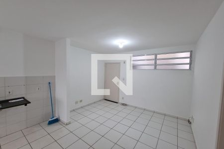Sala de apartamento para alugar com 2 quartos, 50m² em (l-9), Ribeirão Preto