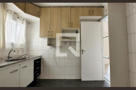 Apartamento à venda com 60m², 2 quartos e 2 vagas Apartamento à venda com 60m², 2 quartos e 2 vagasCozinha