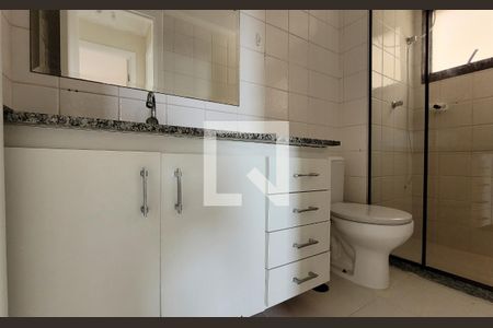Apartamento à venda com 60m², 2 quartos e 2 vagas Apartamento à venda com 60m², 2 quartos e 2 vagasBanheiro