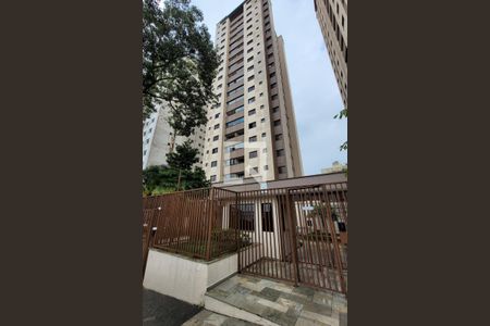 Apartamento à venda com 60m², 2 quartos e 2 vagas Apartamento à venda com 60m², 2 quartos e 2 vagasFachada