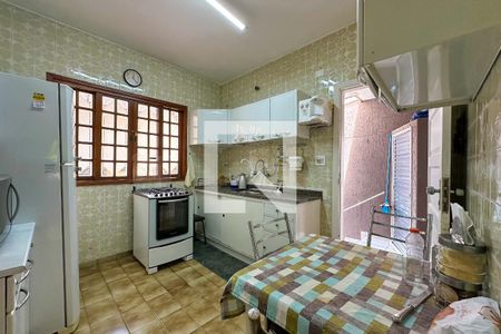 Casa à venda com 163m², 3 quartos e 2 vagasCozinha