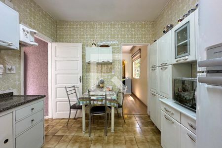 Casa à venda com 163m², 3 quartos e 2 vagasCozinha