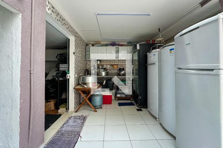 Casa à venda com 163m², 3 quartos e 2 vagasCozinha de Apoio