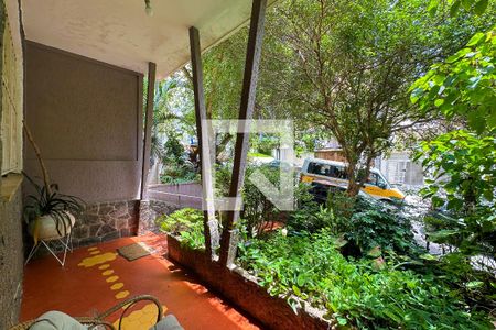 Casa à venda com 163m², 3 quartos e 2 vagasHall de entrada