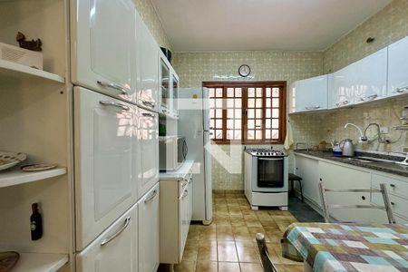 Casa à venda com 163m², 3 quartos e 2 vagasCozinha