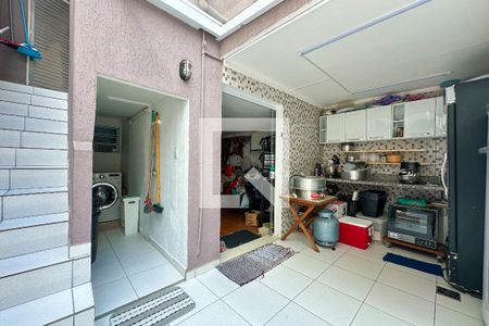 Casa à venda com 163m², 3 quartos e 2 vagasCozinha de Apoio