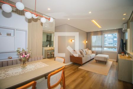 Sala de apartamento para alugar com 3 quartos, 81m² em São Sebastião, Porto Alegre