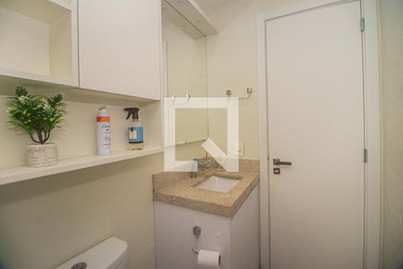 Apartamento à venda com 81m², 3 quartos e 2 vagasBanheiro da Suíte