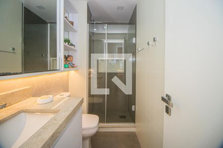 Apartamento à venda com 81m², 3 quartos e 2 vagasBanheiro Social