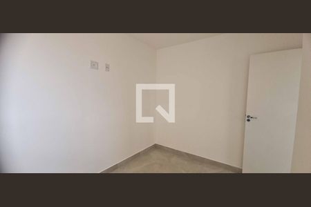 Quarto 1 de apartamento para alugar com 2 quartos, 38m² em Santa Maria, Osasco