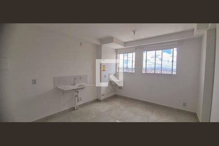 Sala, Cozinha e Área de Serviço de apartamento para alugar com 2 quartos, 38m² em Santa Maria, Osasco