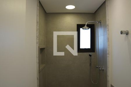 Banheiro de apartamento à venda com 2 quartos, 128m² em Pinheiros, São Paulo