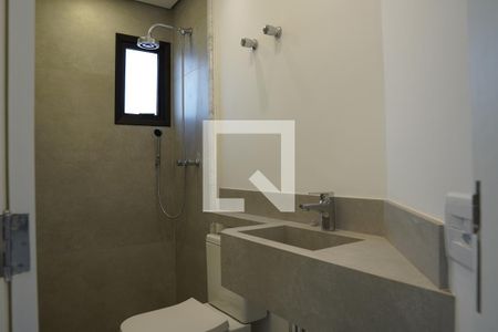 Banheiro de apartamento à venda com 2 quartos, 128m² em Pinheiros, São Paulo