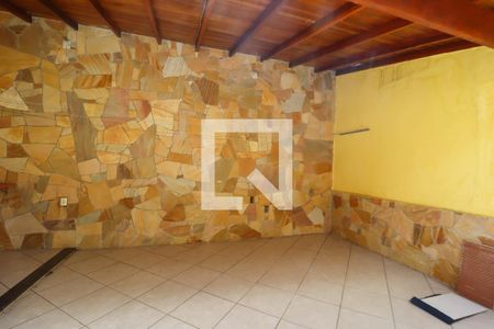 Casa à venda com 120m², 3 quartos e 2 vagasQuintal