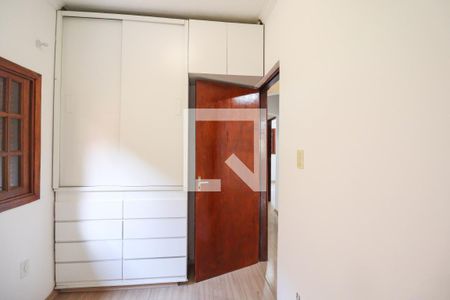 Casa à venda com 120m², 3 quartos e 2 vagasQuarto 2