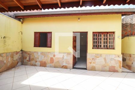 Casa à venda com 120m², 3 quartos e 2 vagasQuintal