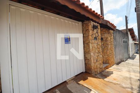 Casa à venda com 120m², 3 quartos e 2 vagasFachada