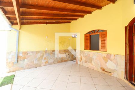 Casa à venda com 120m², 3 quartos e 2 vagasGaragem