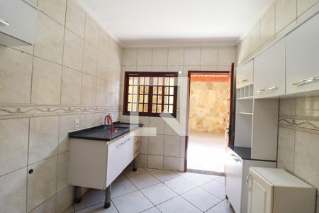 Casa à venda com 120m², 3 quartos e 2 vagasCozinha e Área de Serviço