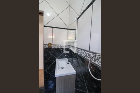 Casa à venda com 120m², 3 quartos e 2 vagasBanheiro