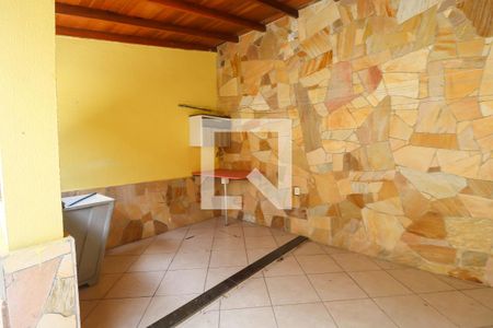 Casa à venda com 120m², 3 quartos e 2 vagasQuintal