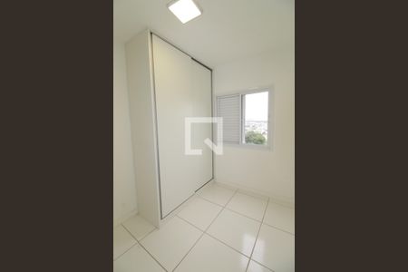 Quarto de apartamento para alugar com 2 quartos, 54m² em Colinas do Paratehy, São José dos Campos