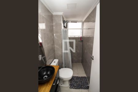 Apartamento à venda com 42m², 2 quartos e 1 vaga Apartamento à venda com 42m², 2 quartos e 1 vagaBanheiro