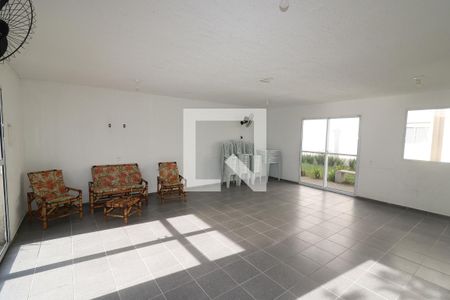 Apartamento à venda com 42m², 2 quartos e 1 vaga Apartamento à venda com 42m², 2 quartos e 1 vagaÁrea comum - Salão de festas