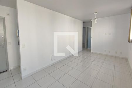 Sala de apartamento à venda com 2 quartos, 70m² em Loteamento Parque São Martinho, Campinas