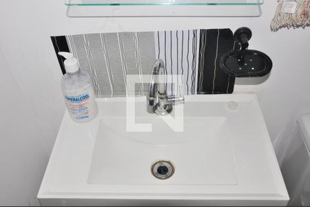 Casa para alugar com 35m², 2 quartos e 1 vagaBanheiro