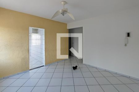 Sala de apartamento para alugar com 3 quartos, 79m² em Vila Dutra, Campinas