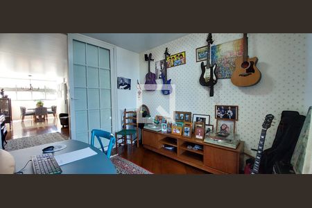 Apartamento à venda com 204m², 4 quartos e 2 vagasEscritório