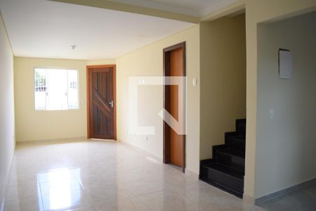 Sala de casa para alugar com 3 quartos, 94m² em Ganchinho, Curitiba
