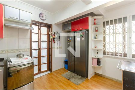 Casa à venda com 268m², 4 quartos e 2 vagasCozinha