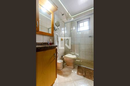 Casa à venda com 268m², 4 quartos e 2 vagasBanheiro do Quarto 2 e 3