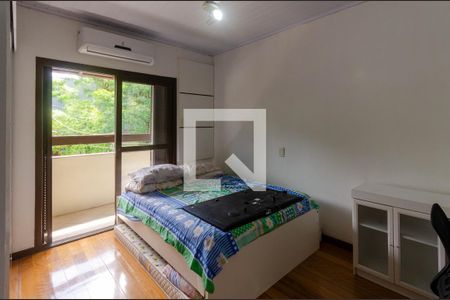 Casa à venda com 268m², 4 quartos e 2 vagasQuarto 1