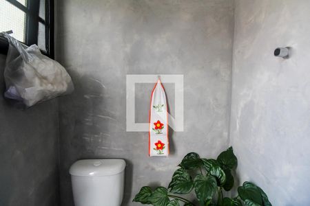 Casa à venda com 750m², 6 quartos e 4 vagasBanheiro do Quintal