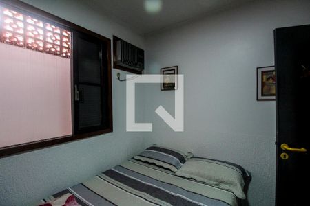 Casa à venda com 750m², 6 quartos e 4 vagasCasa 2 - Quarto 3