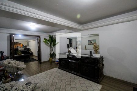 Casa à venda com 750m², 6 quartos e 4 vagasSala 2