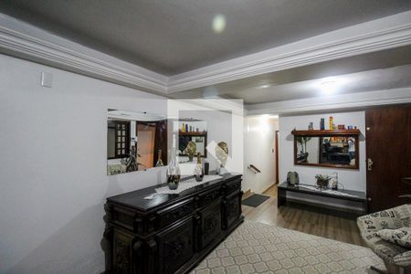 Casa à venda com 750m², 6 quartos e 4 vagasSala 2