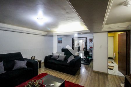 Casa à venda com 750m², 6 quartos e 4 vagasSala 2