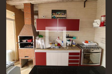 Casa à venda com 220m², 6 quartos e 2 vagasChurrasqueira