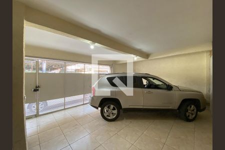 Casa à venda com 220m², 6 quartos e 2 vagasGaragem