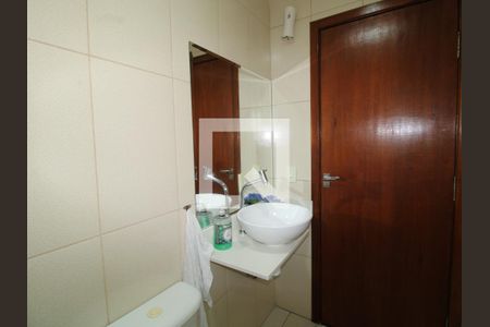 Casa à venda com 220m², 6 quartos e 2 vagasBanheiro Social