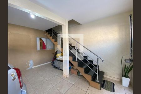 Casa à venda com 220m², 6 quartos e 2 vagasGaragem