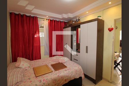 Casa à venda com 220m², 6 quartos e 2 vagasQuarto - Casa terrea